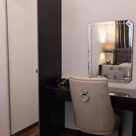 Lux Apartmenty - Old Appartamento